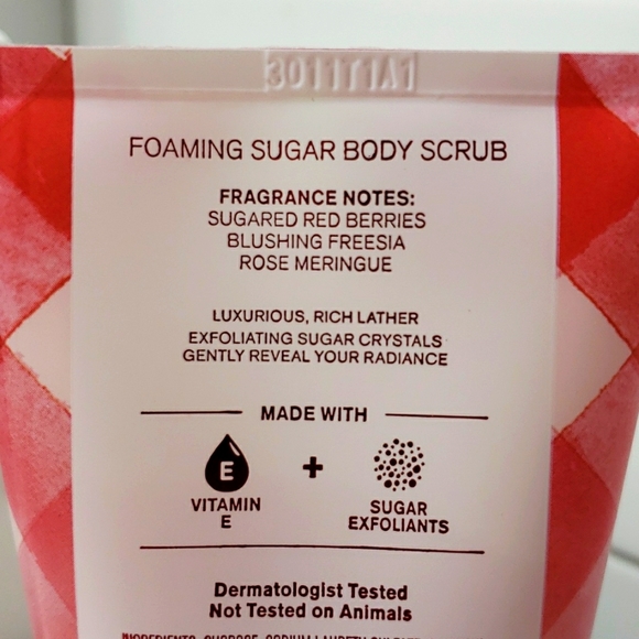 *❣3/25❣  Bath & Body Works- GINGHAM LOVE - Foaming Sugar Body Scrub - Picture 3 of 5